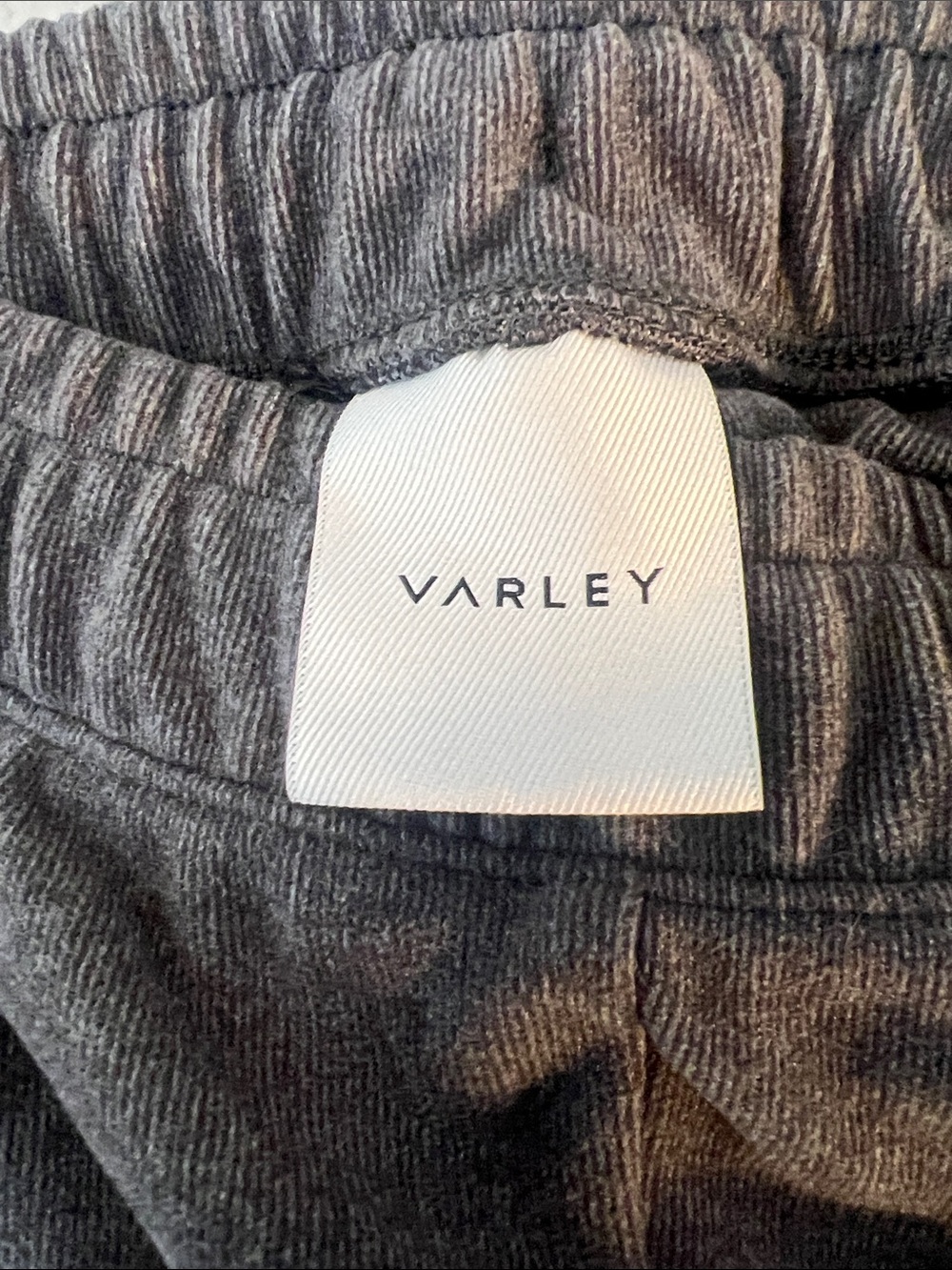 Varley women’s Dark Gray Fleece Joggers - Picture 2 of 4